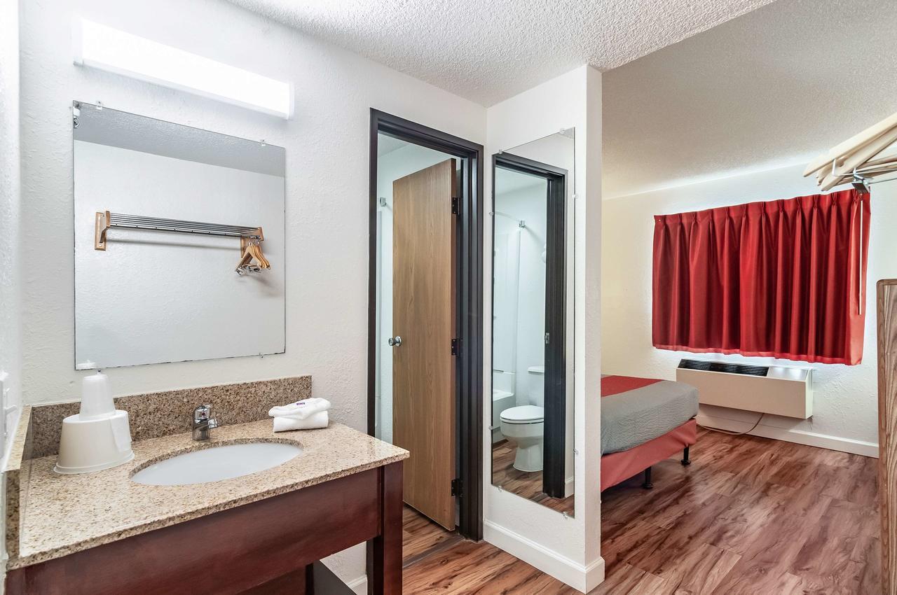 Motel 6-Naperville, Il Eksteriør bilde